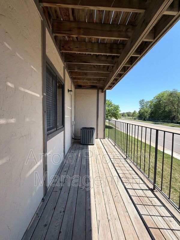 Building Photo - 2334 N 44th St