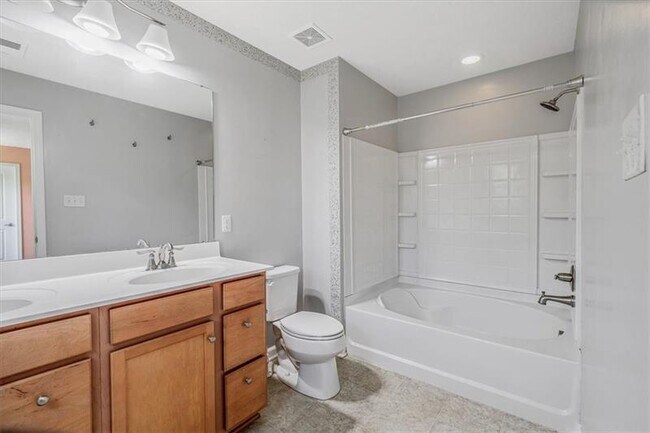 Building Photo - 8059 Hinsdale Ln
