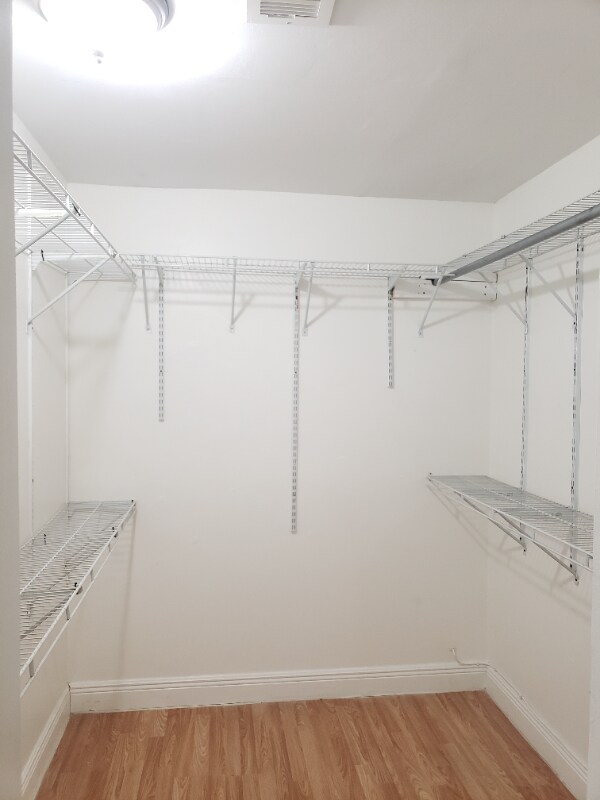 Building Photo - 20130 NW 59th Ct