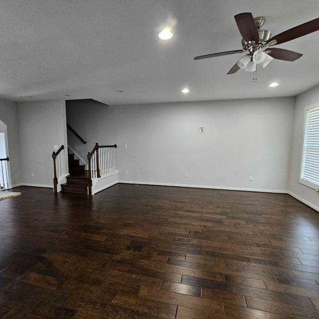 Building Photo - 4505 Hayloft Ct
