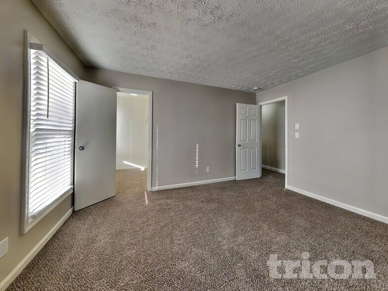 Building Photo - 406 Weston Rd