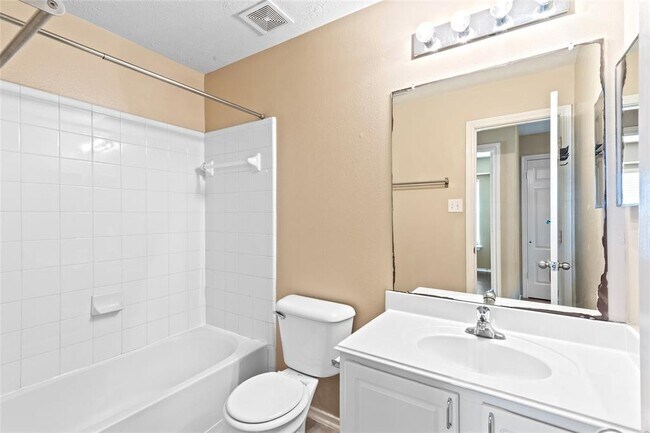 Building Photo - 3323 Atherton Canyon Ln
