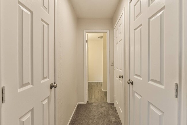 Building Photo - 1224 Westway Cir