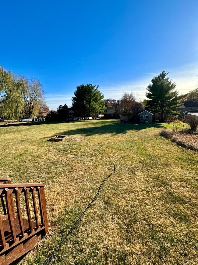 Building Photo - Duplex for Rent in TA school District