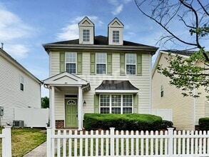 Building Photo - 83 Sioux Ln