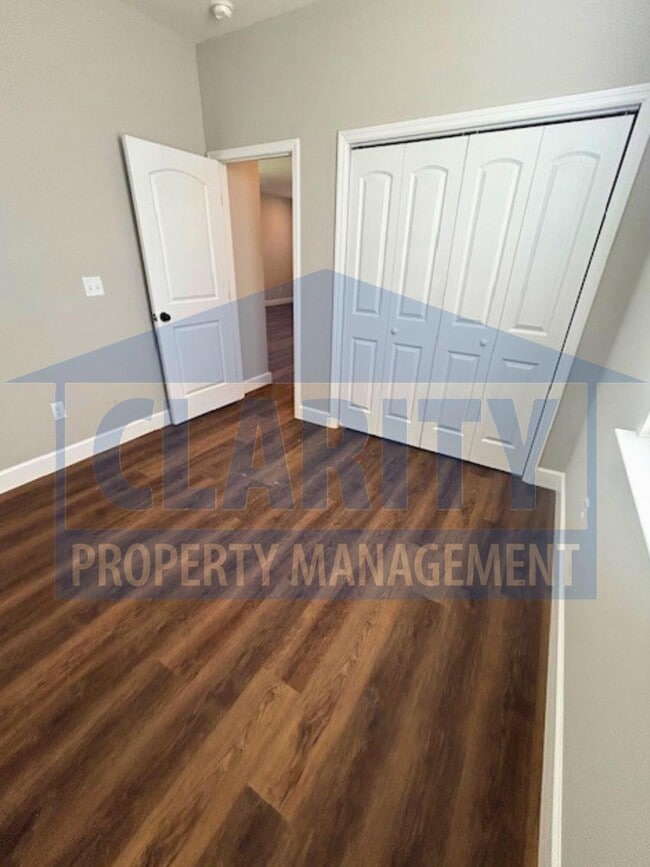 Building Photo - 2030 Blythe Ave SE