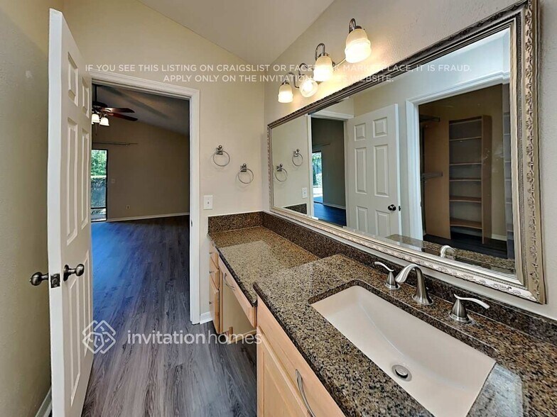 Building Photo - 5022 Cypress Trace Dr