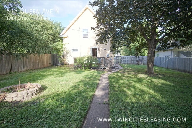 Building Photo - 515 N Queen Ave