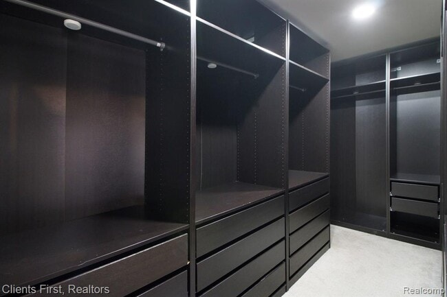 Building Photo - 47547 Ormskirk Dr