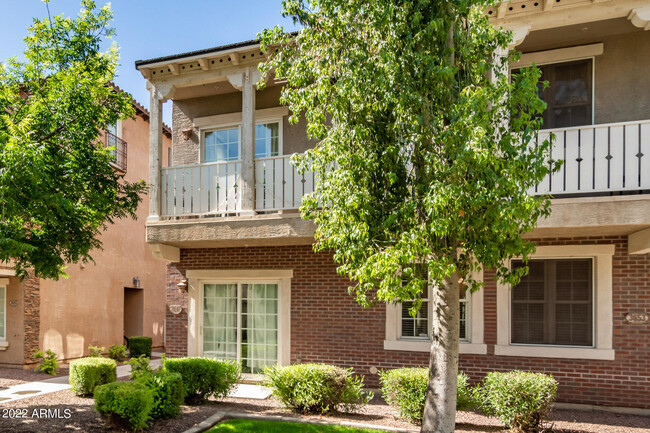 Building Photo - 3647 E Horace Dr