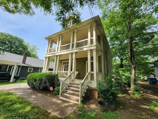 Building Photo - 1006 Rice St NW