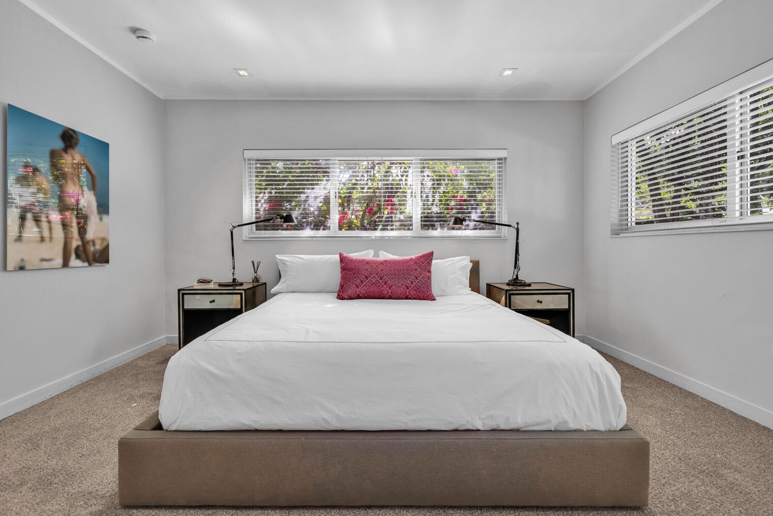 Building Photo - 420 NE 87th St