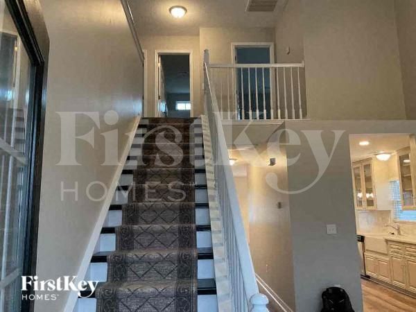 Building Photo - 1427 Long Paw Ln