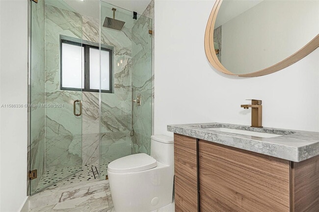 Building Photo - Fairway Drive, Miami Beach, FL 33141 - 3 B...