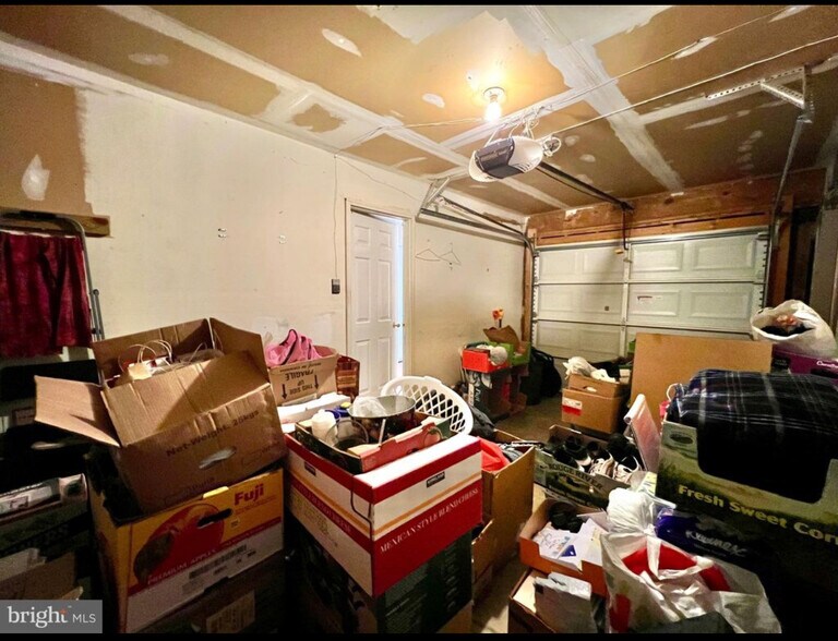 Building Photo - 9632 Hadleigh Ct