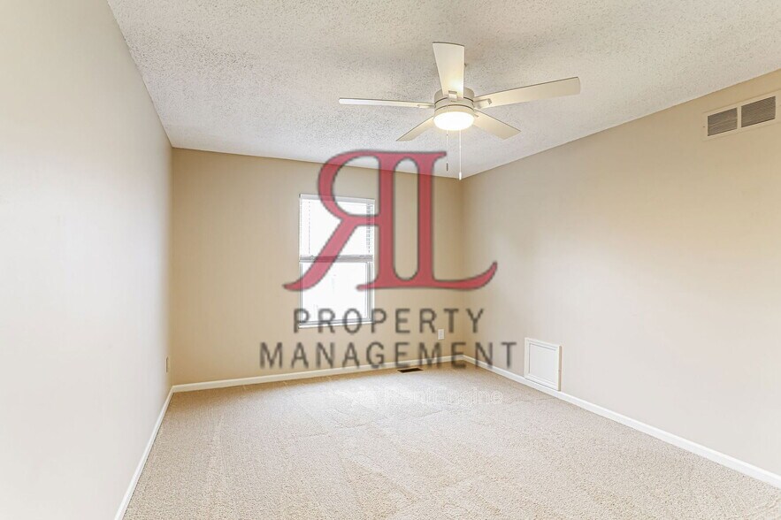 Building Photo - 771 Hunters Glen Dr