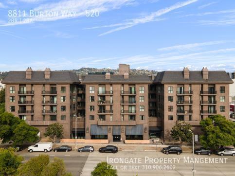 Building Photo - 8811 Burton Way