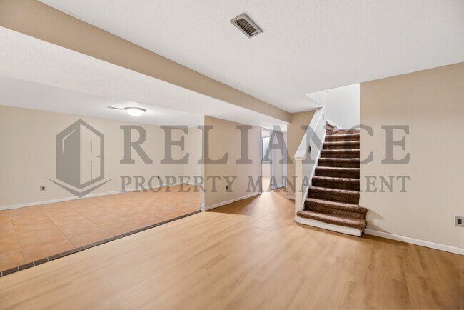 Building Photo - 1417 S Goebel Cir