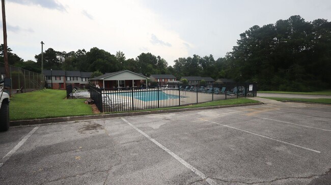 Building Photo - Great 2 Bed 1 Bath Home in Dalton Ga