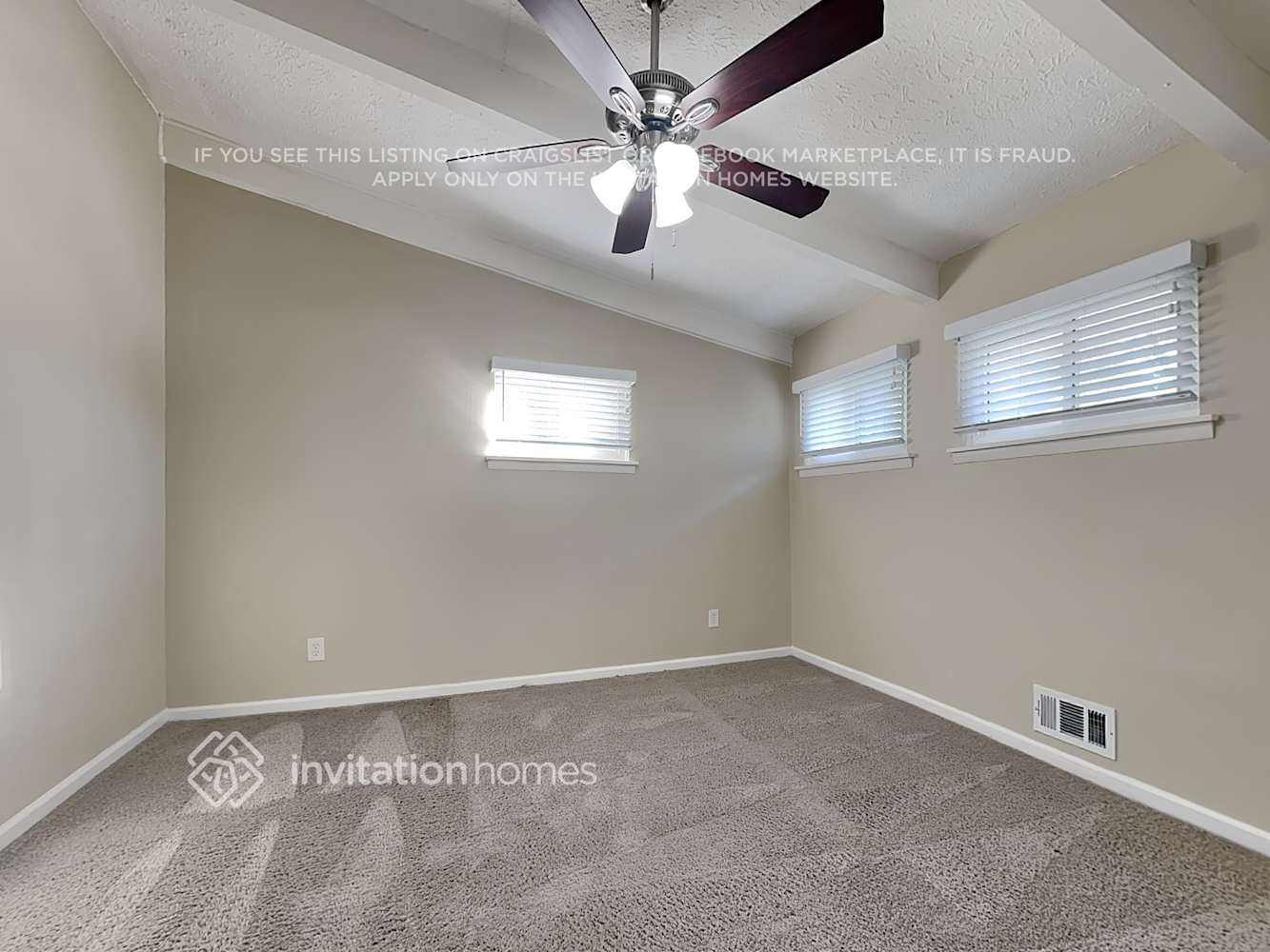 Building Photo - 2996 Horse Shoe Dr