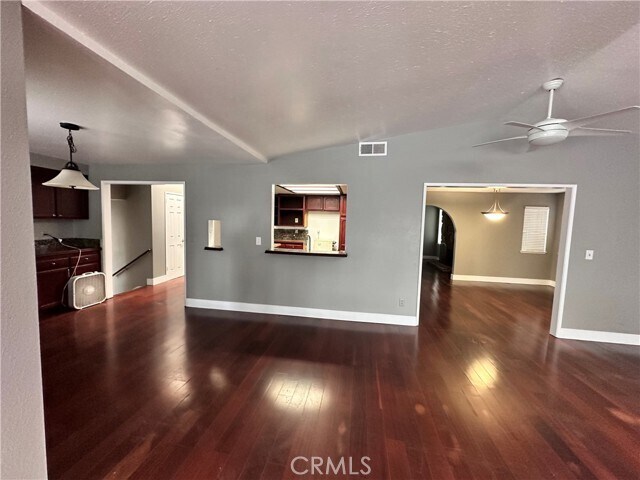 Building Photo - 2415 Mercedes Ave