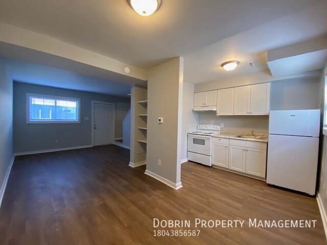 Building Photo - 2505 Lynhaven Ave