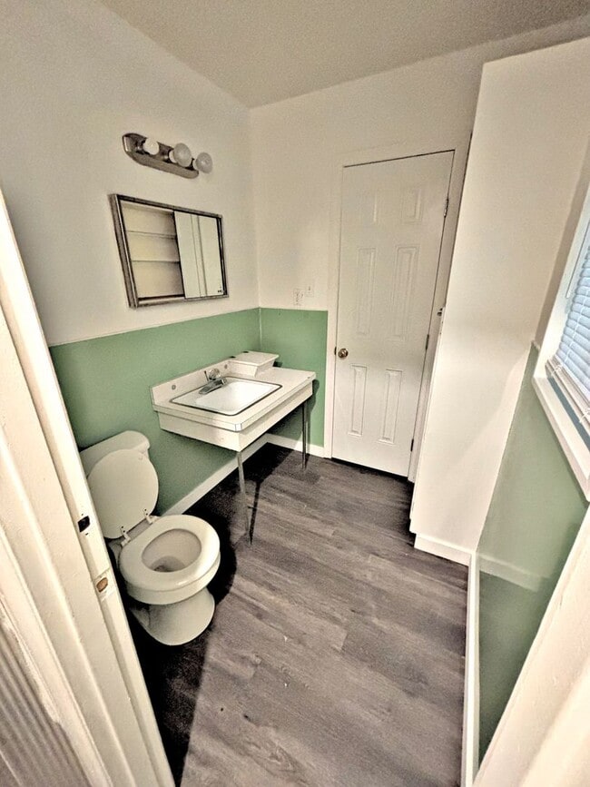 Building Photo - HOUSE FOR RENT - DECATUR