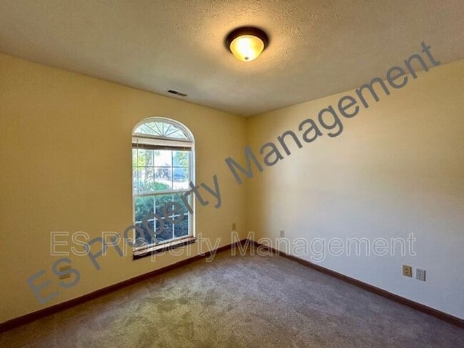 Building Photo - 11133 Autumn Creek Ct