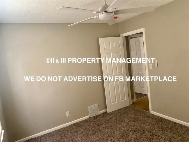 Building Photo - 3013 S Mason Ave