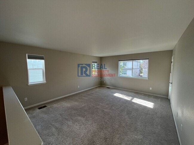 Building Photo - 572 Gallegos Cir