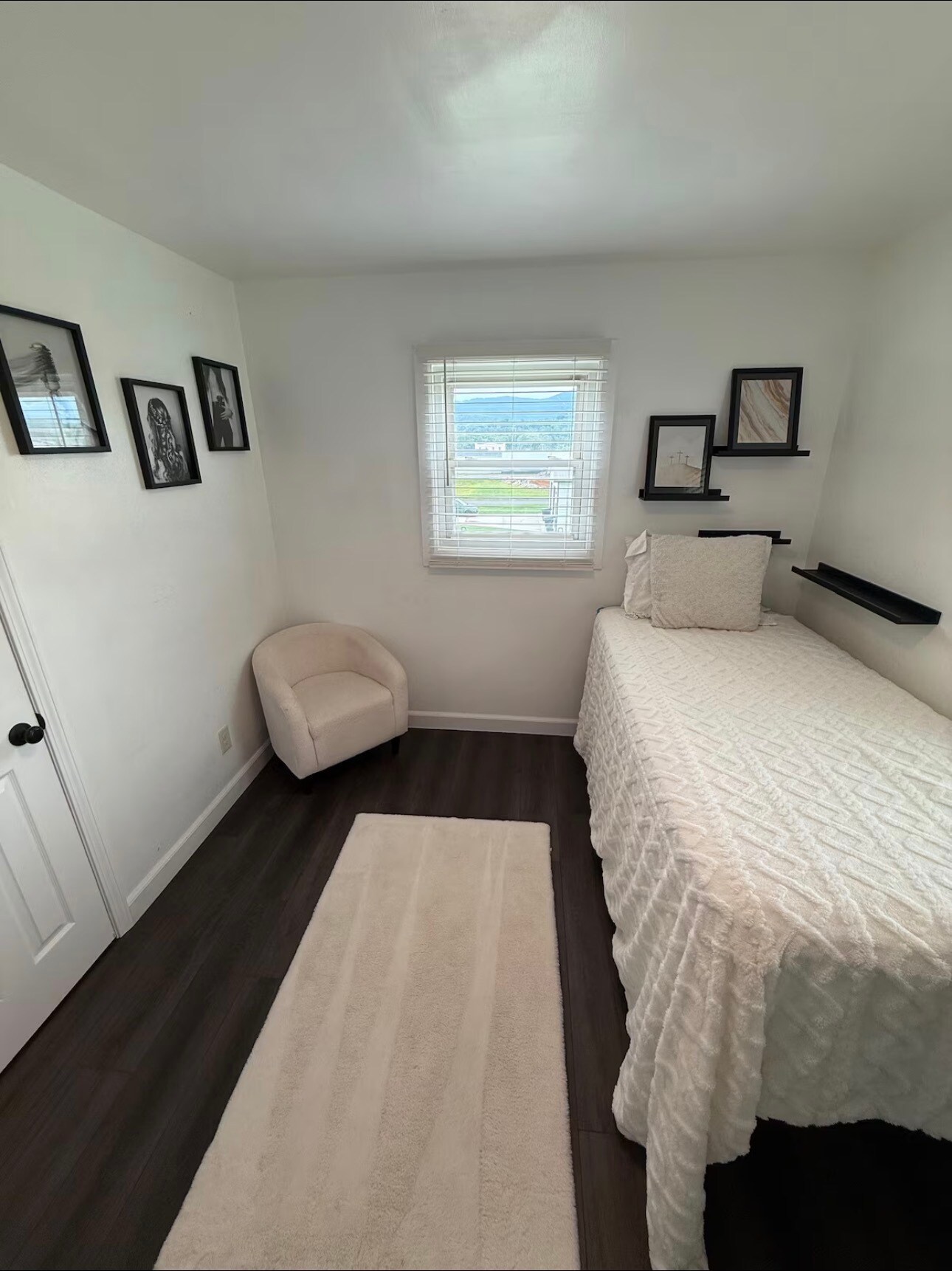 Building Photo - 4066 Crossmill Ln