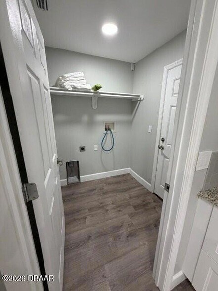Building Photo - 6807 Henno Ct
