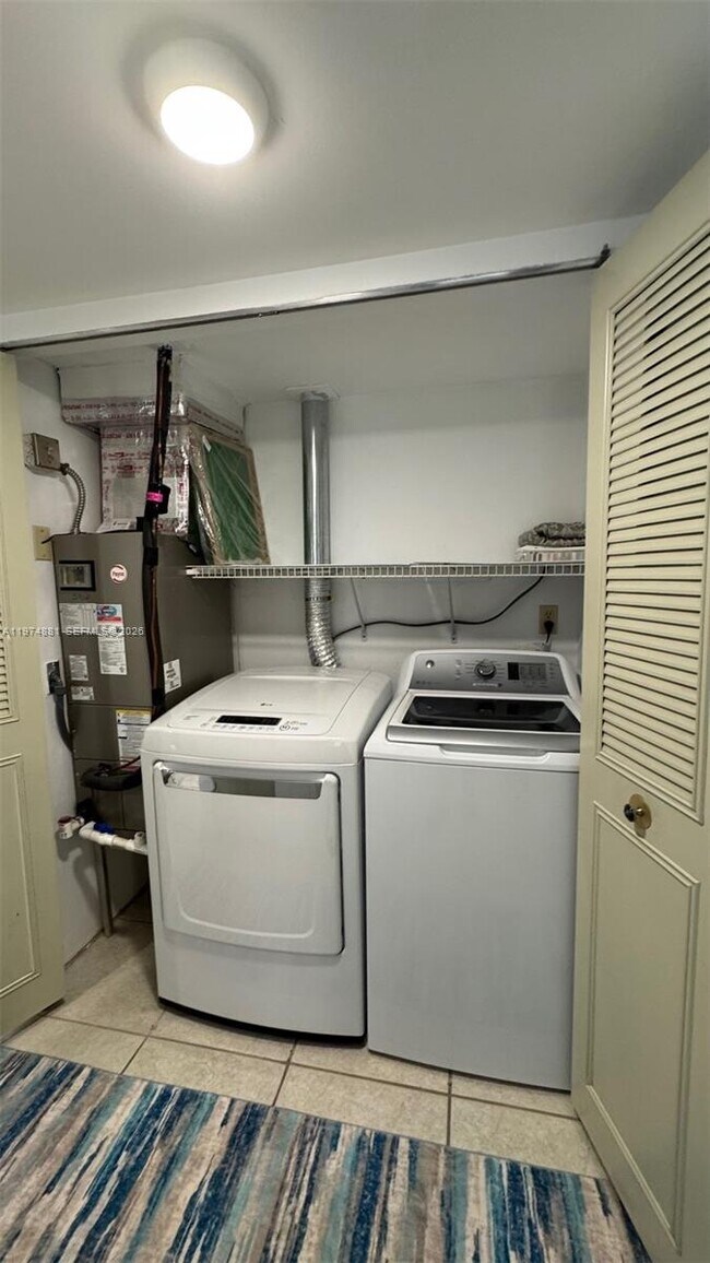 Building Photo - 405 Bennington Ln