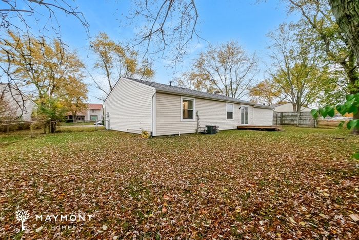Building Photo - 8220 Old Farm Rd