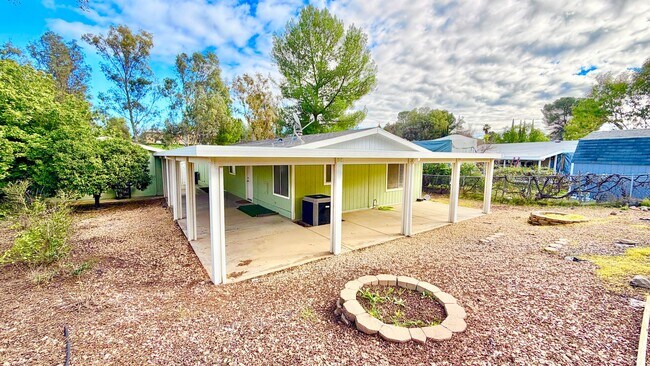 Building Photo - 33259 Homestead Ln