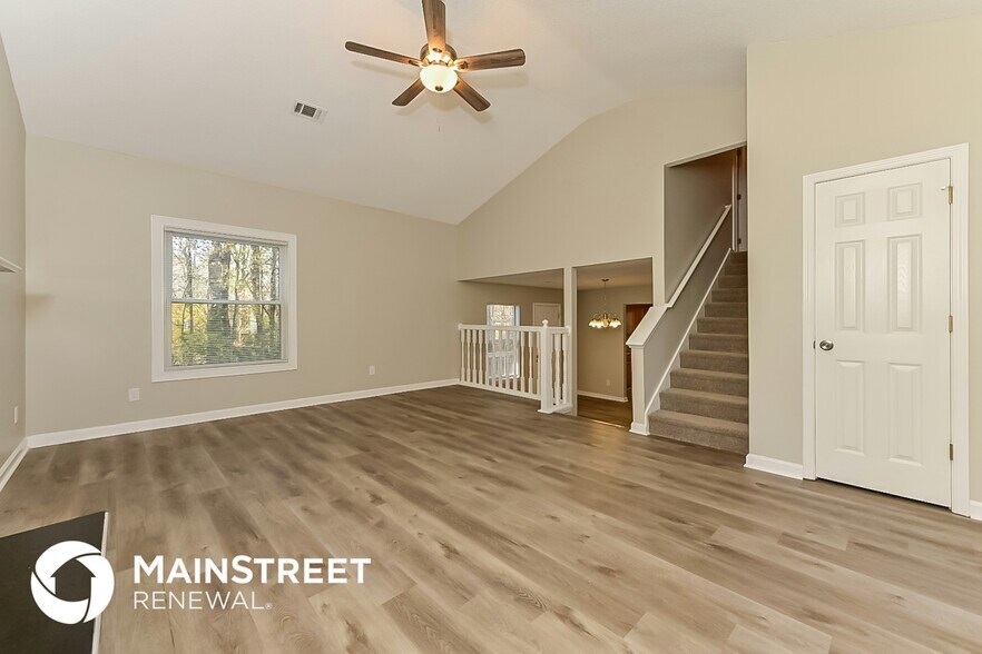 Building Photo - 3447 Oak Leaf Ct