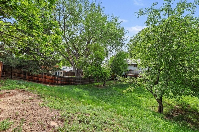 Building Photo - Spacious 4-Bedroom Home Near North Table Mountain