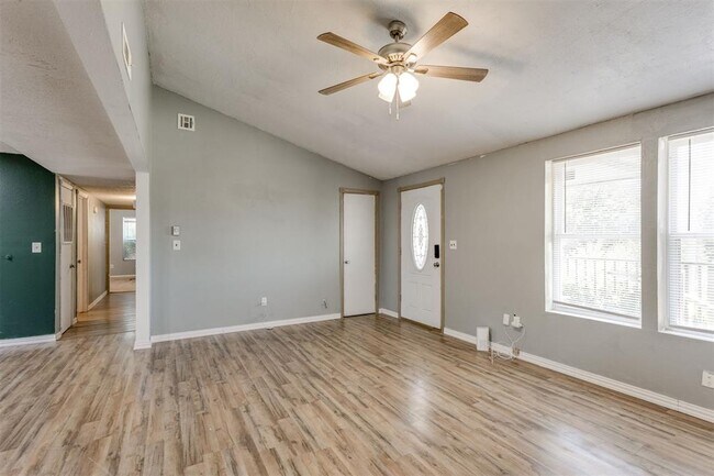 Building Photo - 9401 Whitebrook St