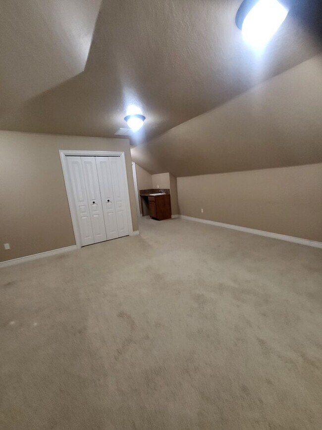Building Photo - Beautiful Meridian Home