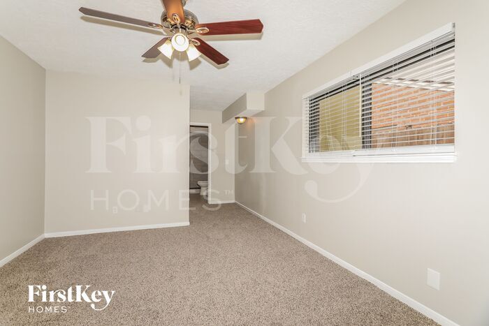 Building Photo - 8202 Amurwood Dr