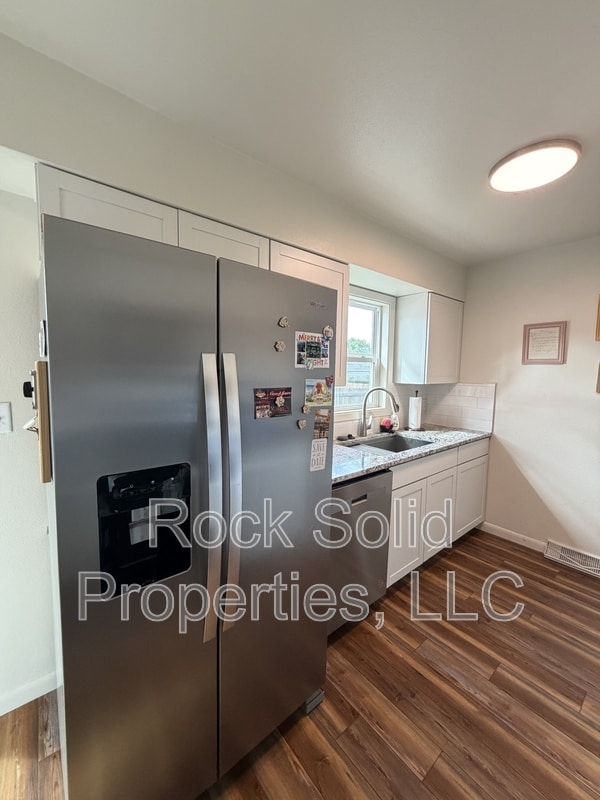 Building Photo - 4017 Baldwin Dr