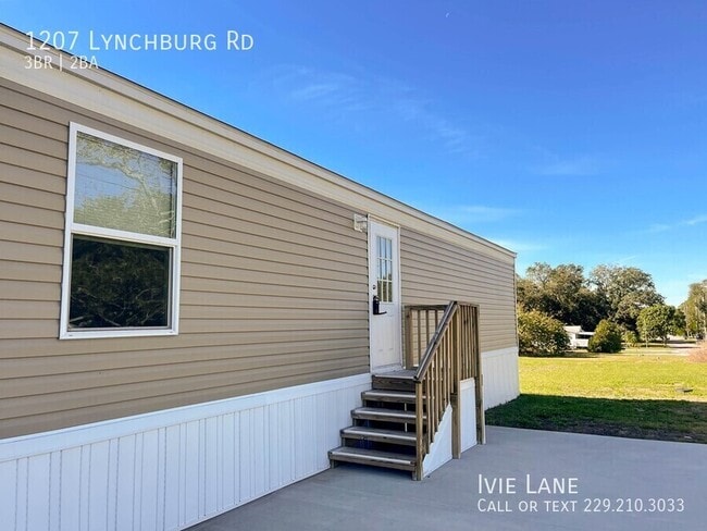 Building Photo - 1207 Lynchburg Rd