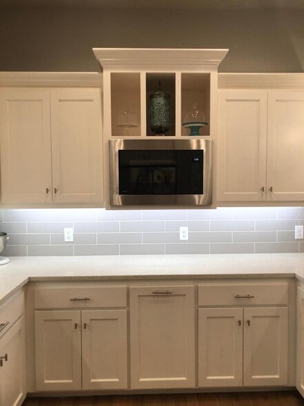 Building Photo - 4605 McCann Ave