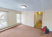 Building Photo - 225 Elm St