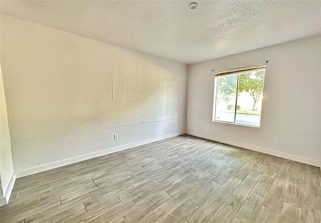 Building Photo - 12658 Ashford Meadow Dr