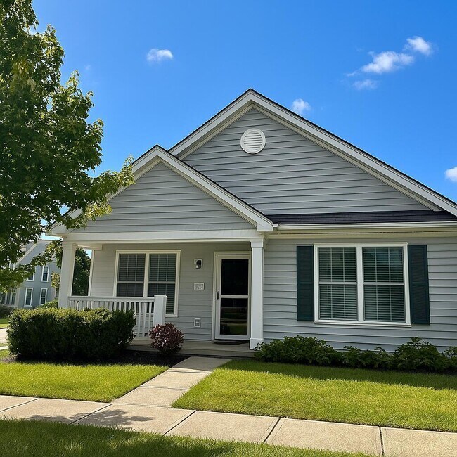 Primary Photo - 133 Holly Hock Ln