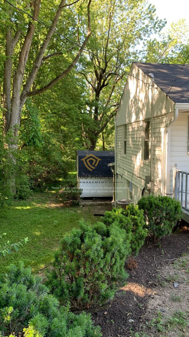 Building Photo - Newly Updated, 4 Bedroom  2 Bathroom Home ...