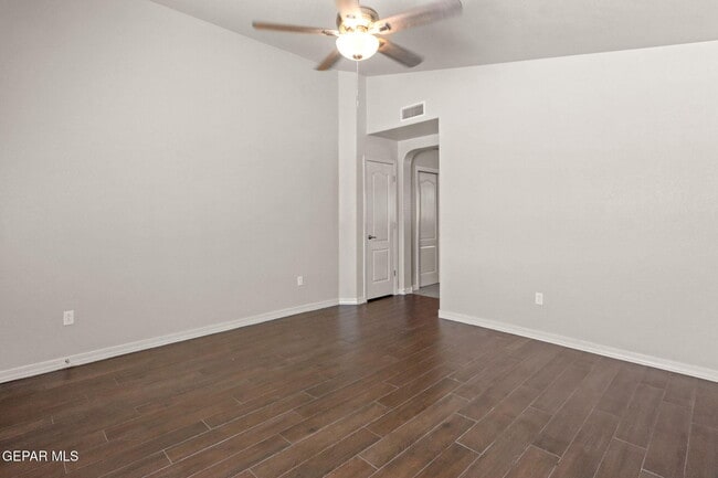 Building Photo - 14645 Spanish Point Dr
