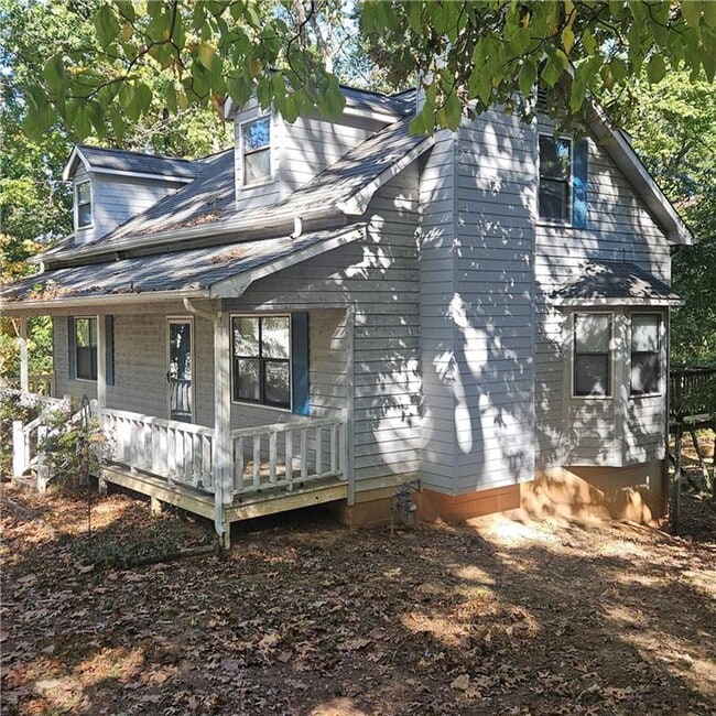 Building Photo - 20 Brooks Ln