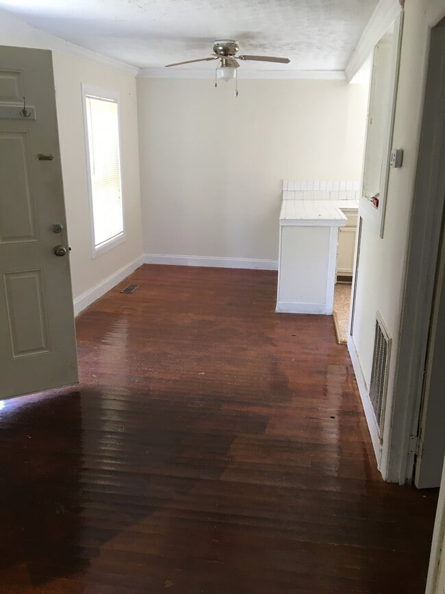 Building Photo - 904 Drive D - A Dr